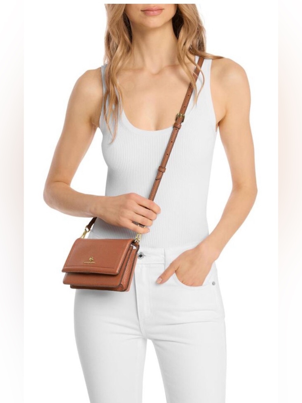 Michael Kors Women's Jet
Set Charm Small Phone
Crossbody Bag Luggage
